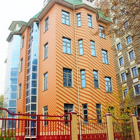فندق سارفار دوشانبي المظهر الخارجي الصورة